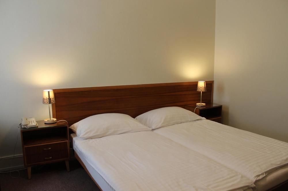 Hotel Pax Genève Eksteriør billede